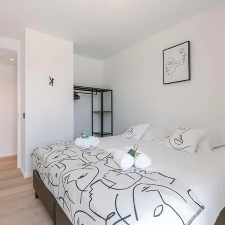 Huswell - Beautiful & Ultramodern In Oostduinkerke