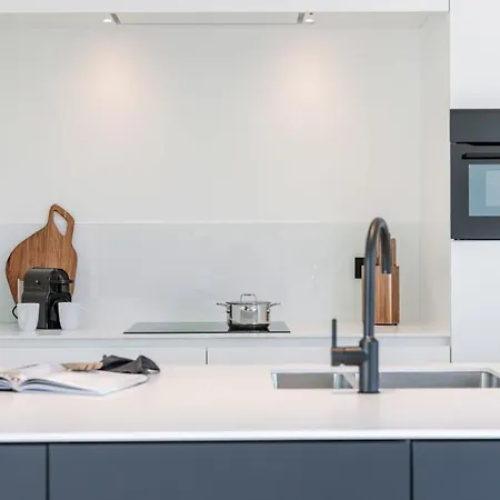 Huswell - Beautiful & Ultramodern In Oostduinkerke *