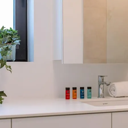 Huswell - Beautiful & Ultramodern In Oostduinkerke *