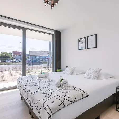 Huswell - Beautiful & Ultramodern In Oostduinkerke Koksijde